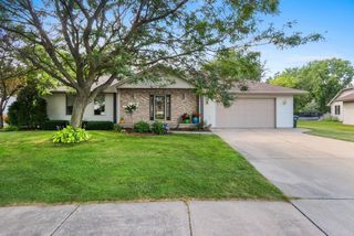 576 ST MARYS STREET, De Pere, WI 54115
