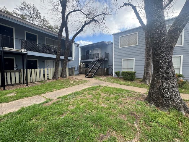5625 Antoine Drive 102, Houston, TX 77091
