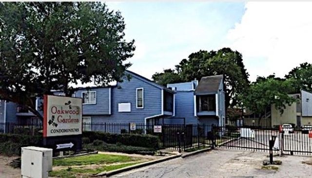 5625 Antoine Drive 102, Houston, TX 77091
