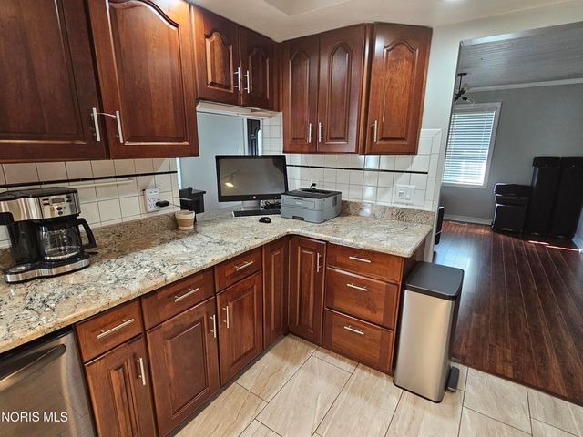 5013 Allen Street, Sylvania, OH 43560