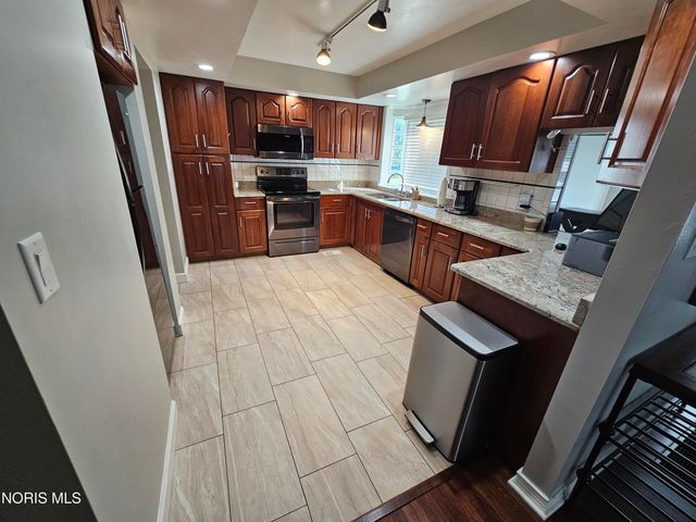 5013 Allen Street, Sylvania, OH 43560