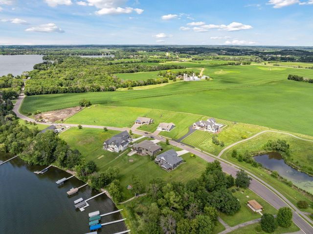 25617 Cedar Lane, New Prague, MN 56071