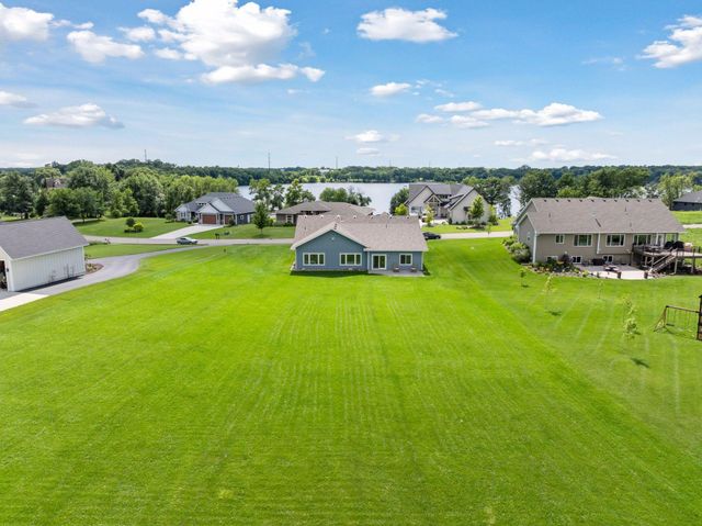 25617 Cedar Lane, New Prague, MN 56071