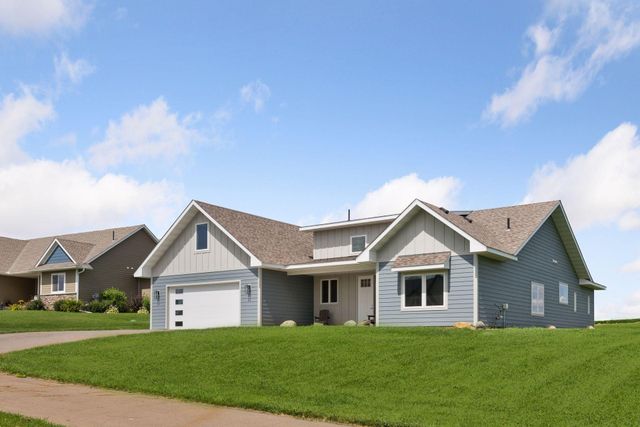 25617 Cedar Lane, New Prague, MN 56071