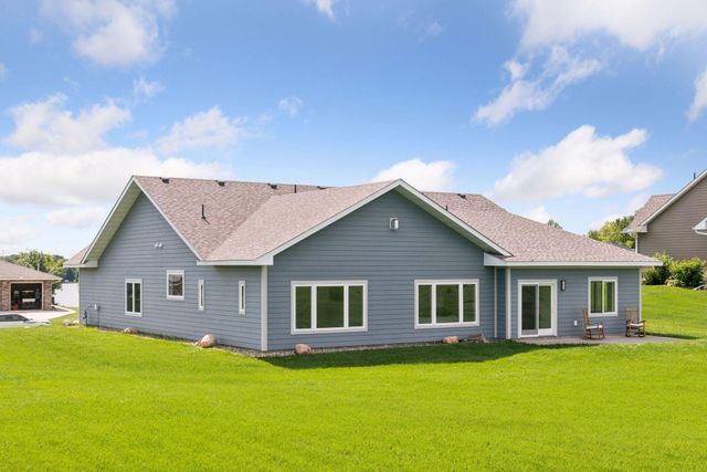 25617 Cedar Lane, New Prague, MN 56071