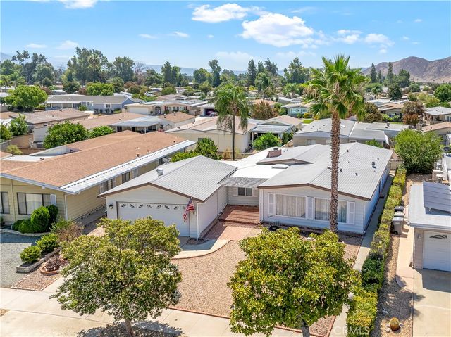 2953 Manzanita Way, Hemet, CA 92545