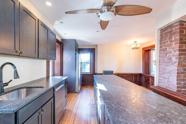 37 East Pearl Street, New Haven, CT 06513