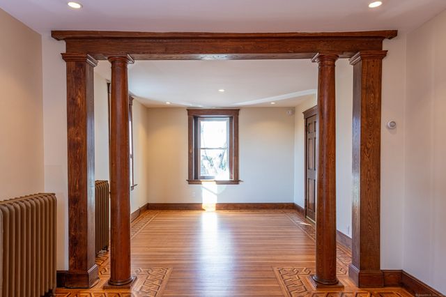 37 East Pearl Street, New Haven, CT 06513