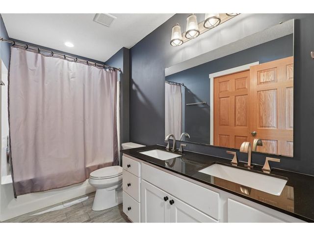 1314 Blue Jay Place, New Richmond, WI 54017