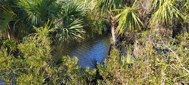 7847 Pinedale DR, Port Charlotte, FL 33981
