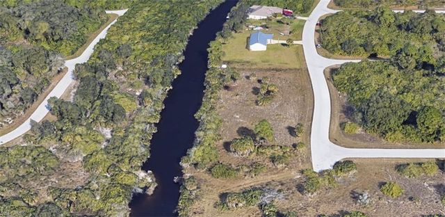 7847 Pinedale DR, Port Charlotte, FL 33981