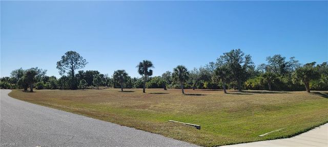 7847 Pinedale DR, Port Charlotte, FL 33981