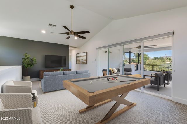 4427 E TURNEY Avenue, Phoenix, AZ 85018