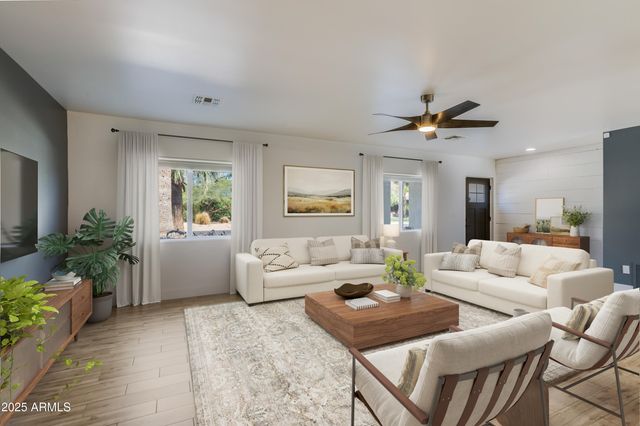 4427 E TURNEY Avenue, Phoenix, AZ 85018