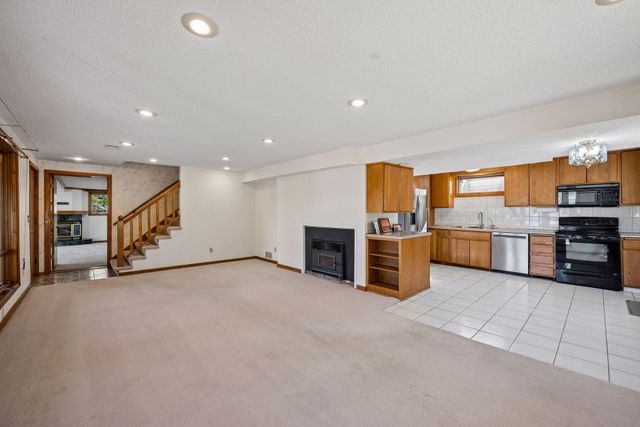 13837 Sheffield Lane N, Maple Grove, MN 55311