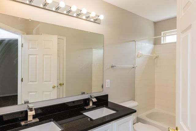 7416 Maynooth Drive, Dublin, OH 43017