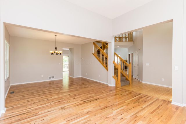 7416 Maynooth Drive, Dublin, OH 43017