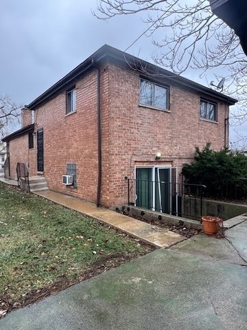 8815 S Halsted Street, Chicago, IL 60620