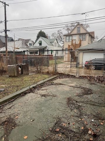 8815 S Halsted Street, Chicago, IL 60620