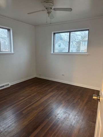 8815 S Halsted Street, Chicago, IL 60620