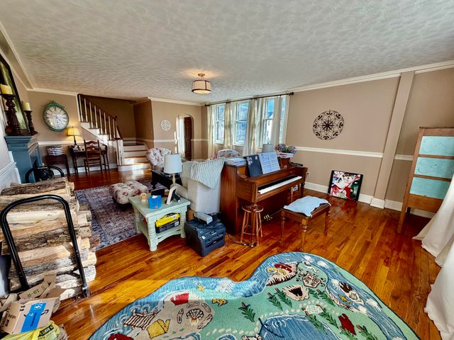 300 W Main Street, Mt Vernon, KY 40456