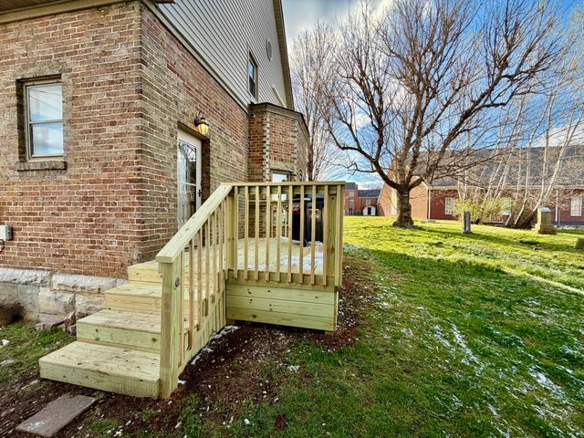 300 W Main Street, Mt Vernon, KY 40456