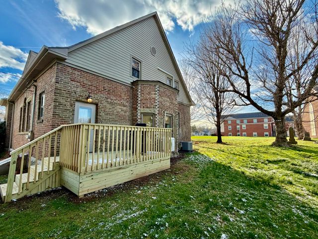 300 W Main Street, Mt Vernon, KY 40456