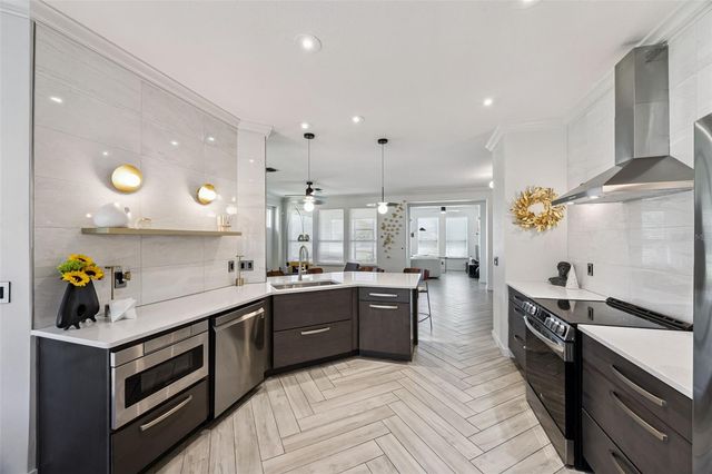 371 SALT MARSH LANE, Groveland, FL 34736