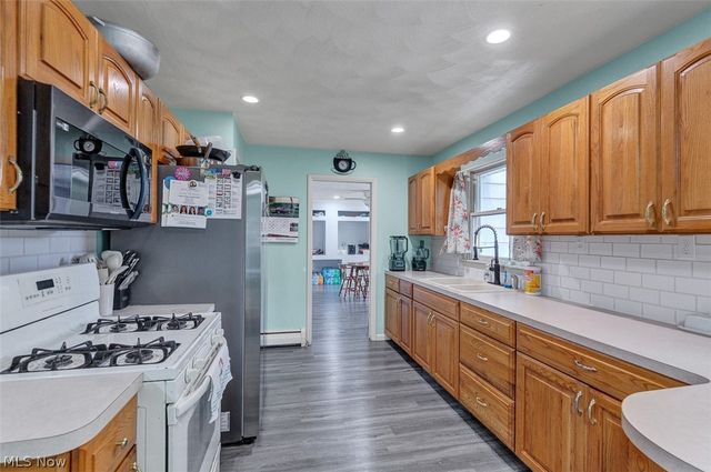 5847 Clement Drive, Lorain, OH 44053