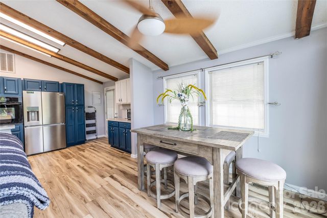 138 Strand Road, New London, NC 28127