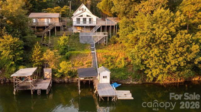 138 Strand Road, New London, NC 28127