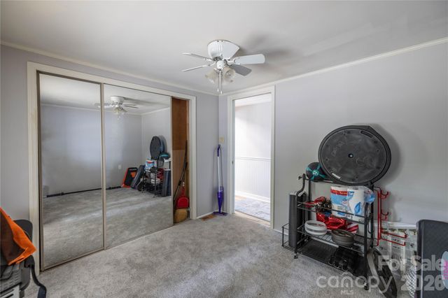 138 Strand Road, New London, NC 28127