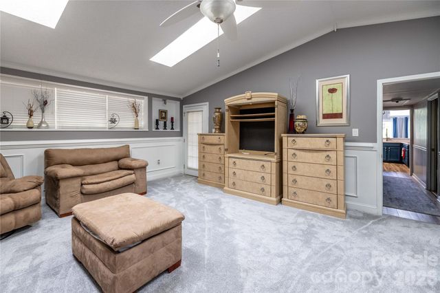 138 Strand Road, New London, NC 28127