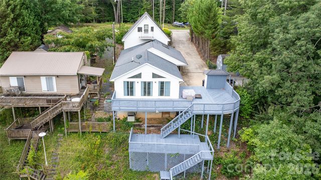 138 Strand Road, New London, NC 28127
