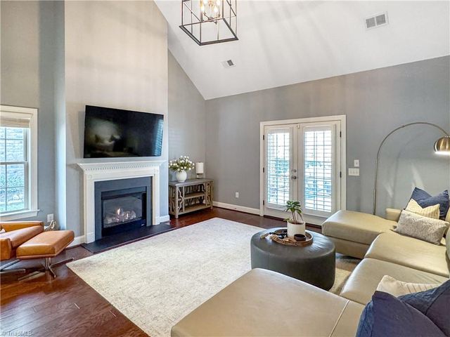 2234 Renaissance Lane, High Point, NC 27262