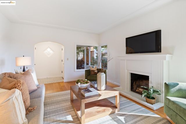 4689 FAIR AVENUE, Oakland, CA 94619