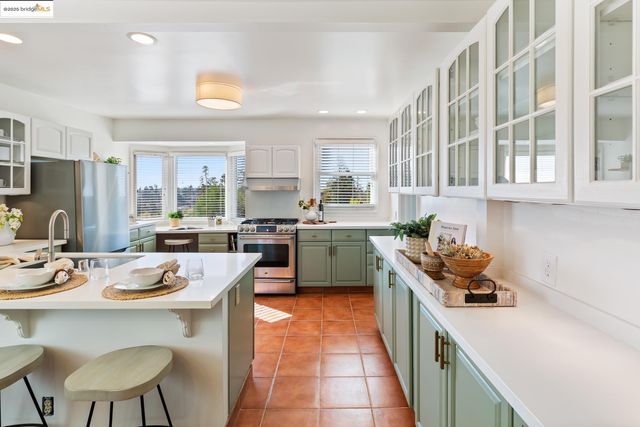 4689 FAIR AVENUE, Oakland, CA 94619