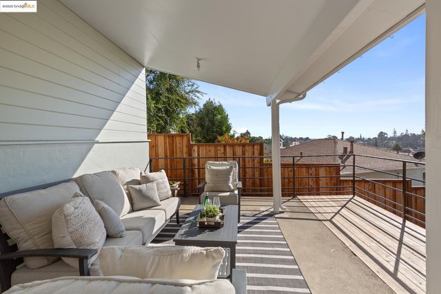 4689 FAIR AVENUE, Oakland, CA 94619