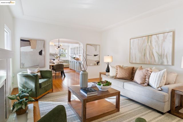 4689 FAIR AVENUE, Oakland, CA 94619