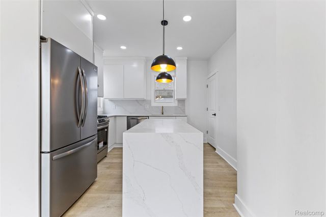 2554 Parker Street, Detroit, MI 48214