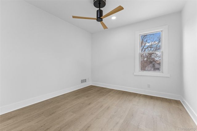 2554 Parker Street, Detroit, MI 48214