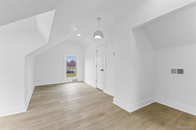 2554 Parker Street, Detroit, MI 48214