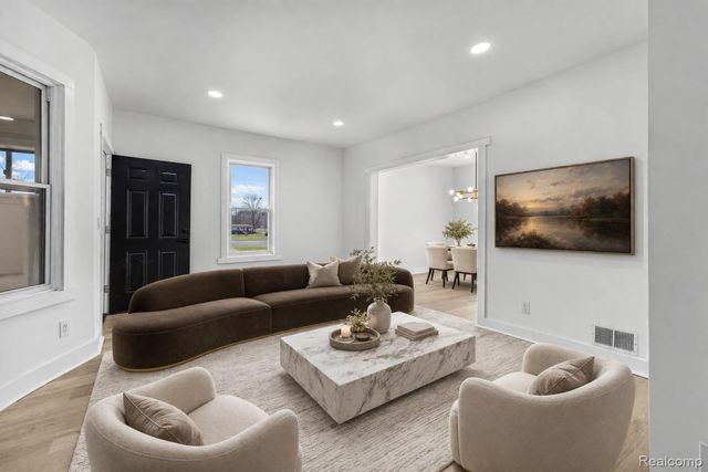 2554 Parker Street, Detroit, MI 48214