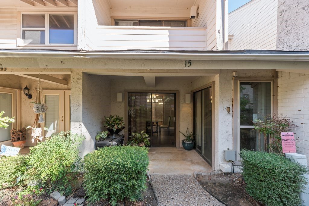 15 Oakbrook Drive, Lewisville, TX 75057 — photo 4
