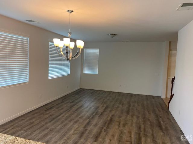 1821 Delacorte Drive, Bakersfield, CA 93311