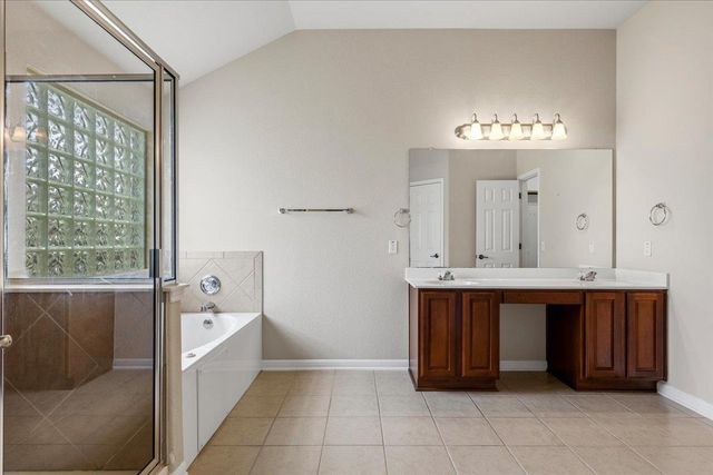 908 Dover Castle LN, Pflugerville, TX 78660