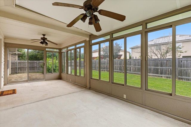 908 Dover Castle LN, Pflugerville, TX 78660