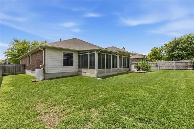 908 Dover Castle LN, Pflugerville, TX 78660