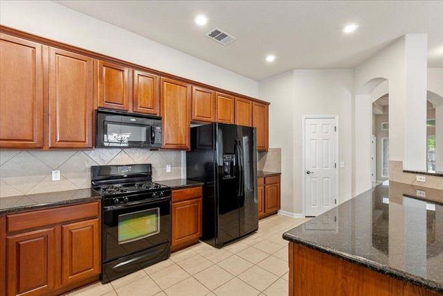 908 Dover Castle LN, Pflugerville, TX 78660