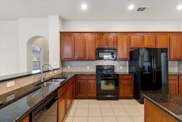 908 Dover Castle LN, Pflugerville, TX 78660